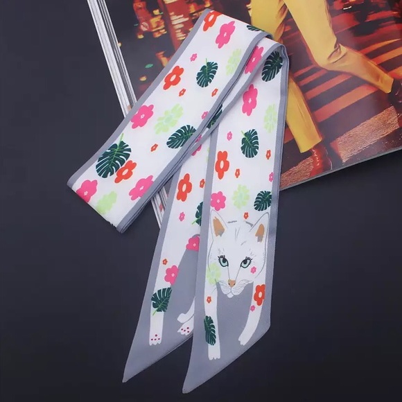 Brand New White Cat Twilly Scarf - Picture 1 of 3